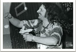 M. Knížák - Koncert kapely Aktual v F klubu, 1971